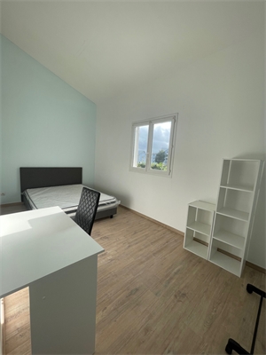 appartement à la location -   97430  TAMPON, surface 130 m2 location appartement - APR705286